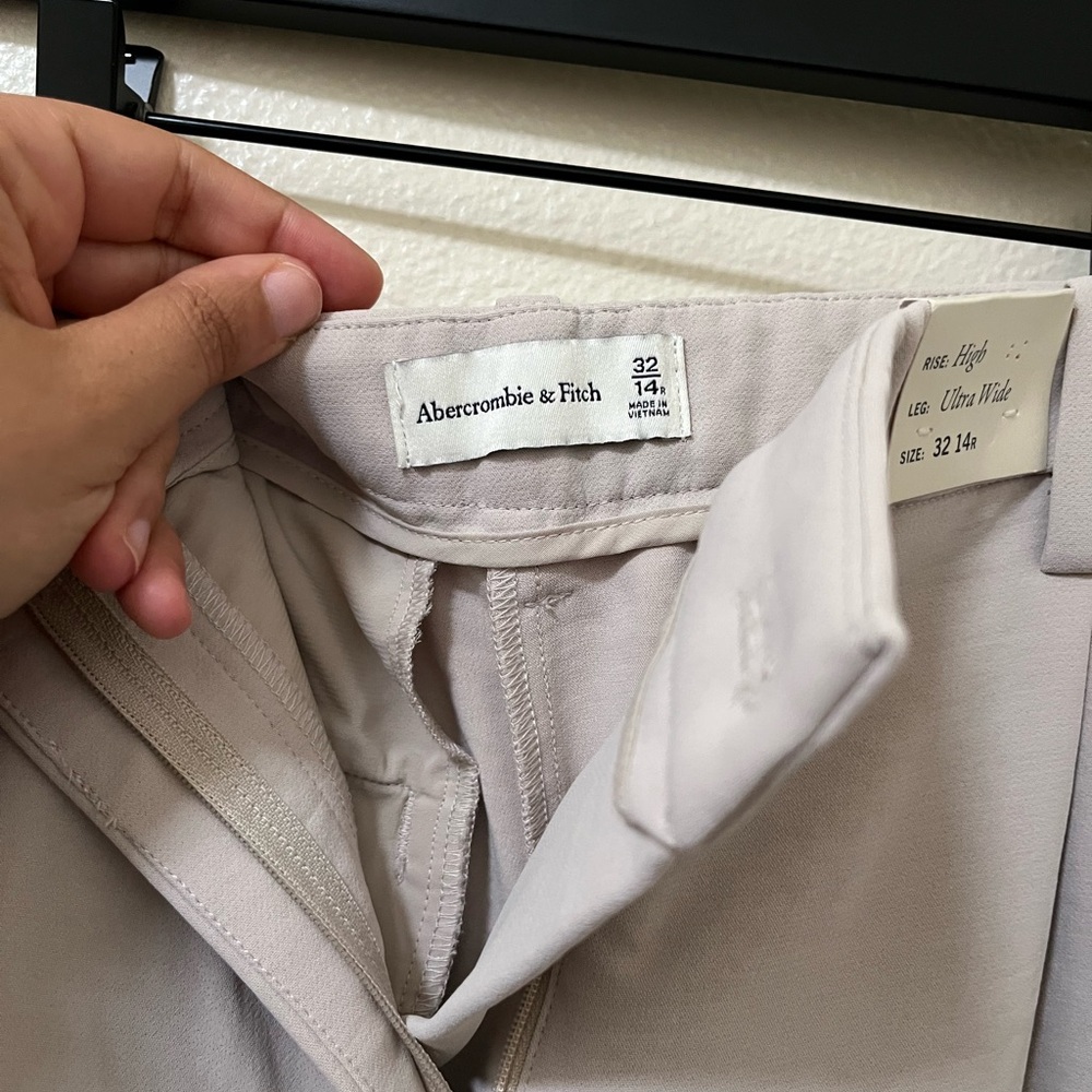 •ABERCROMBIE & FITCH• Sloane Tailored Wide Leg Pant Sand Ultra High Rise - Picture 5 of 8